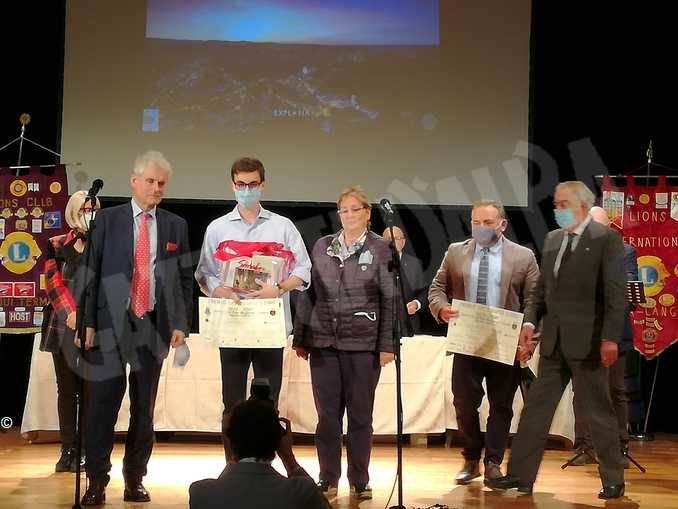 Vilfredo Rabino neodiplomato al classico Govone vince il premio letterario Lions