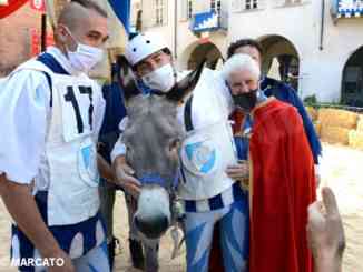 Borgo San Lorenzo vince il Palio degli asini