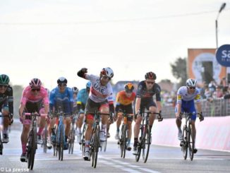 Giro d'Italia: domani c'è la cronometro. Attesa per la prova di Sobrero