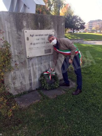 Corone d’alloro per la commemorazione del 4 novembre 1