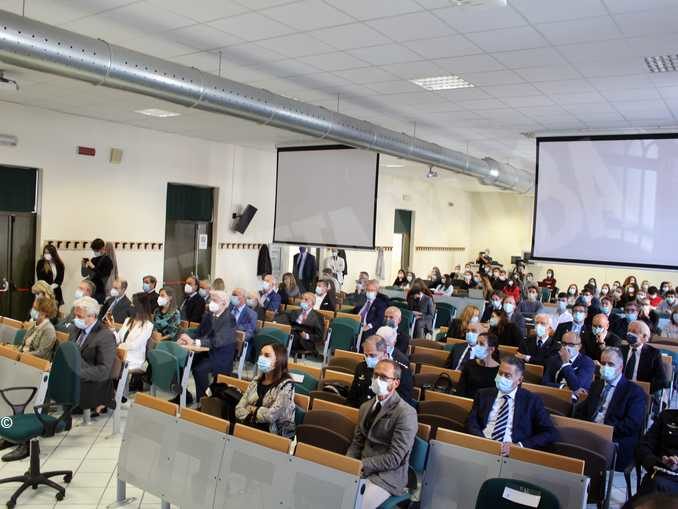 Università: Cirio incontra gli studenti del Campus di management e economia 1