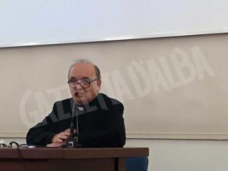 Il vescovo Brunetti invita le istituzioni a trovare una soluzione per gli immigrati utilizzati in vigna