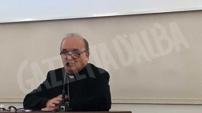 Il vescovo Brunetti invita le istituzioni a trovare una soluzione per gli immigrati utilizzati in vigna