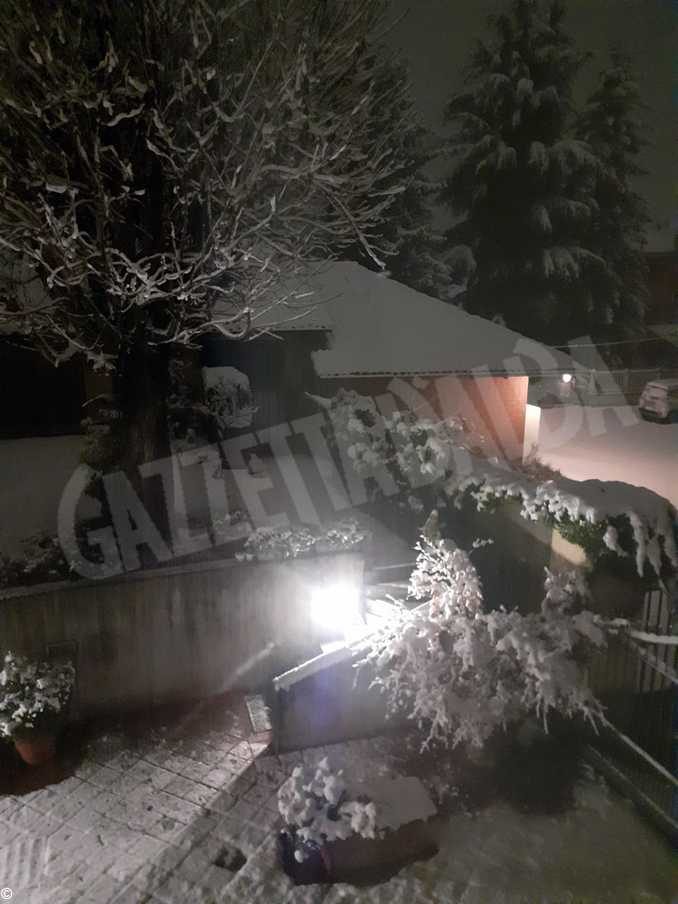 Le foto della prima nevicata stagionale 9