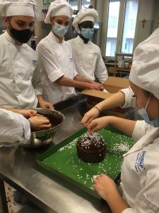 Bra: panettoni e dolci braidesi preparati dagli allievi del Cfp dei salesiani 2