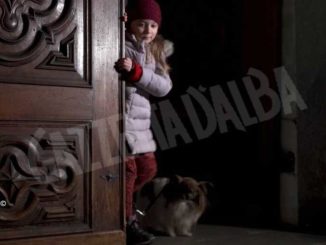 Gli auguri natalizi dei servizi culturali albesi arrivano con un video