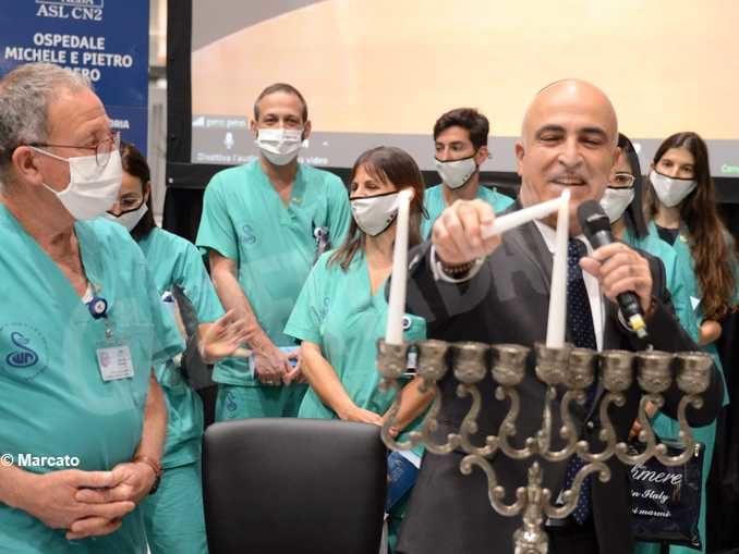 I medici israeliani di Verduno celebrano la festa di Chanukkah col premier Netanyahu