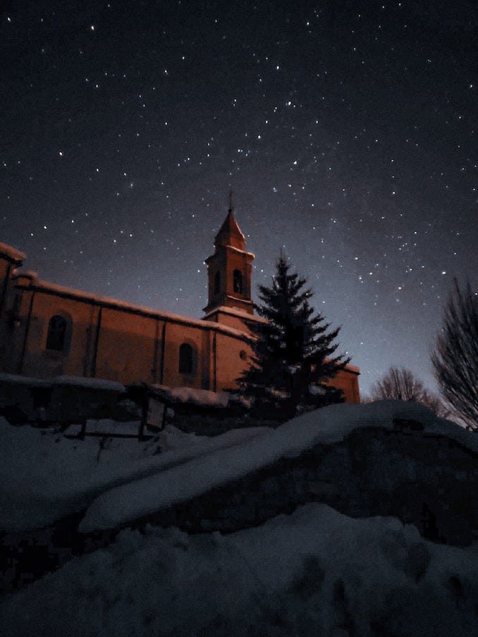 Black out a Feisoglio: il paese dell'Alta Langa rimane al buio in un'incredibile notte stellata 1