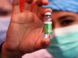 Covid: l'Aifa approva il vaccino AstraZeneca