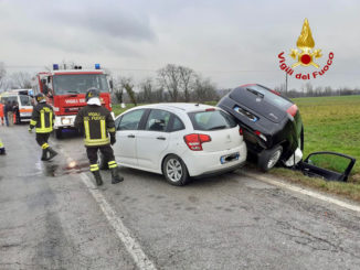 Scontro tra due auto  in località Pesiglione, fra Bene Vagienna e Lequio Tanaro