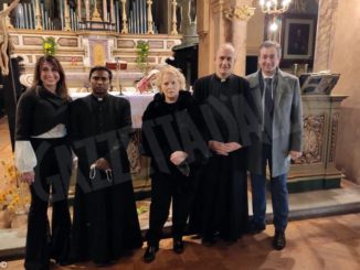 Katia Ricciarelli ha visitato Canale e ha cantato durante la Messa