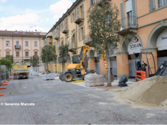 Iniziati i lavori per la nuova pavimentazione di piazza Ferrero