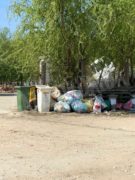 Nelle campagne tra Bra e Pollenzo buche e rifiuti la fanno da padroni 12