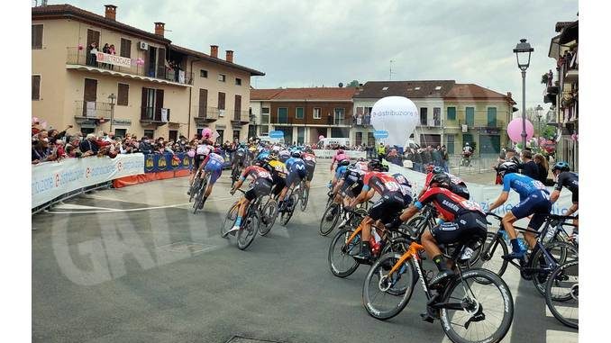 Giro d'Italia: trionfo olandese a Canale. Matteo Sobrero è settimo nella classifica dei giovani 1