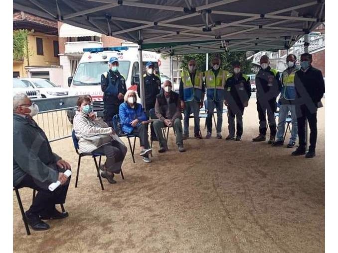 Giornata di vaccinazioni a Monforte grazie all'ambulatorio mobile dell'Asl 1