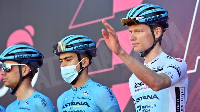 Giro d'Italia: vince Vendrame, Sobrero a 5 minuti dal gruppo dei migliori 1
