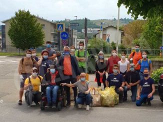 Volontari in campo per pulire i sentieri di Alba. Decine i sacchetti di immondizia raccolti 1