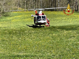 Auto si cappotta a Casteldelfino, in localit&agrave; Torrette: 60enne ferito, elitrasportato all'ospedale di Cuneo 1