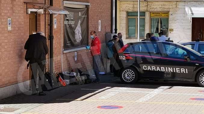 sparatoria Gallo 2 Rapina del Gallo: Rapina del Gallo: secondo la Procura Mario Roggero sparò fuori dal negozio 1