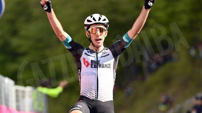 Giro d'Italia: Yates vince in Valsesia. Sobrero al cinquantaduesimo posto