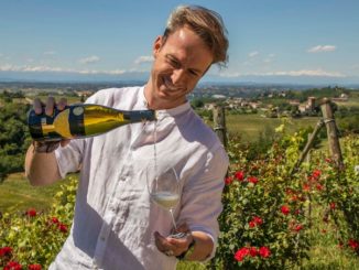 Consorzio dell'Asti: al via la collaborazione con il flair bartender Giorgio Facchinetti