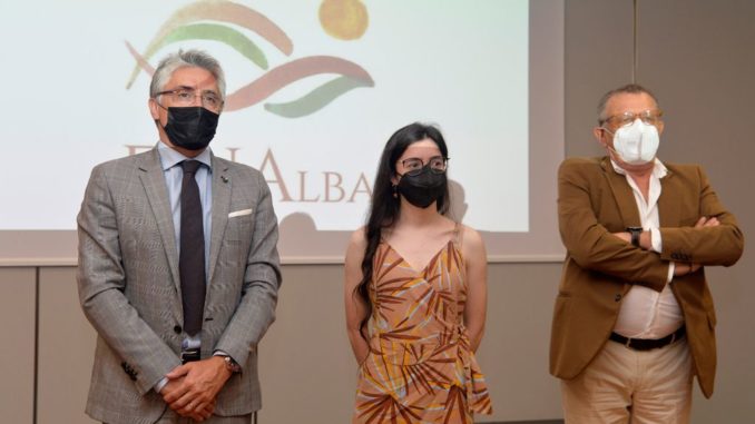 Alba: il sindaco Carlo Bo, insieme ai primi cittadini di Langhe e Roero, ha incontrato al castello di Grinzane Cavour il Ministro per gli Affari regionali e le Autonomie Mariastella Gelmini, ospite dell’assemblea annuale di Confindustria Cuneo 4