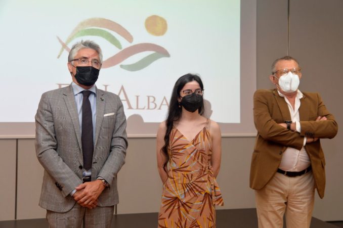 Alba: il sindaco Carlo Bo, insieme ai primi cittadini di Langhe e Roero, ha incontrato al castello di Grinzane Cavour il Ministro per gli Affari regionali e le Autonomie Mariastella Gelmini, ospite dell’assemblea annuale di Confindustria Cuneo 4