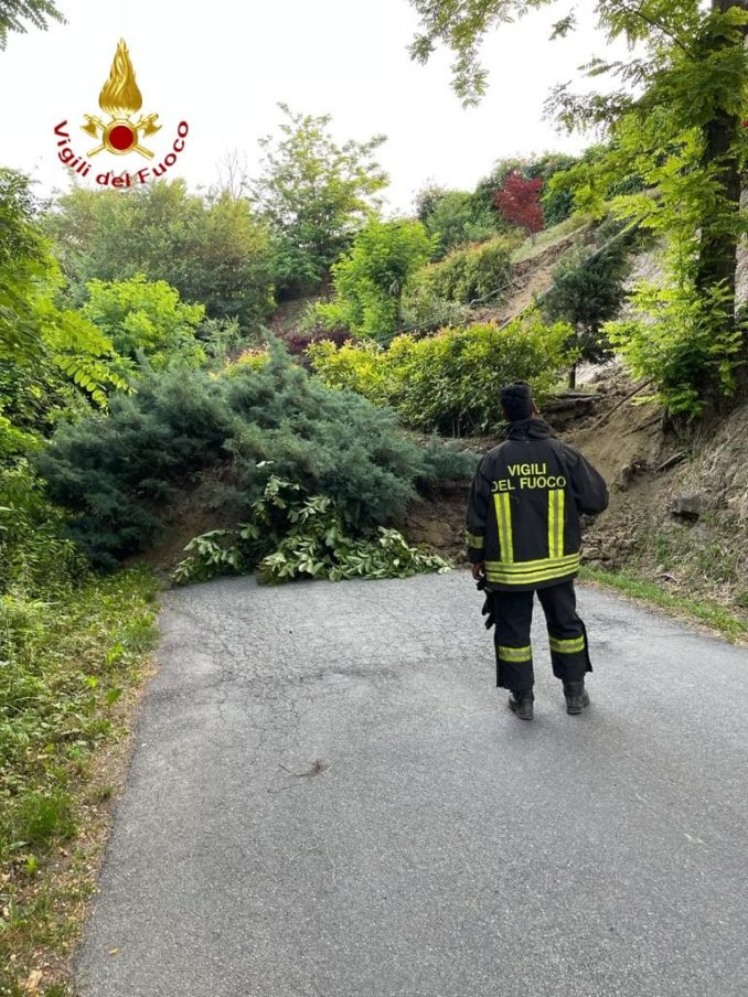 Frana a Nizza Monferrato: sul posto anche l'unità cinofila dei Vigili del fuoco 1