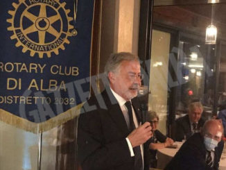 L'ospite del Rotary club Alba è stato Gianluigi Castelli