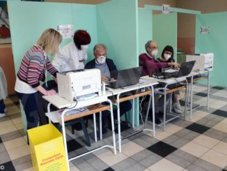 Il sindaco di Sommariva Perno lancia l'appello a sottoporsi al vaccino