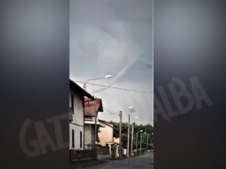 Inquietante tromba d'aria nel cuneese