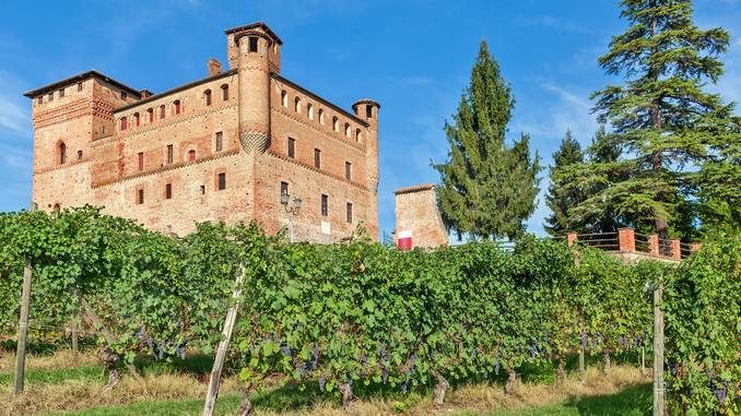 Barolo en primeur: al castello di Grinzane una grande gara di beneficenza per progetti di utilità sociale