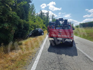 Auto fuori strada a Novello: donna elitrasportata a Cuneo