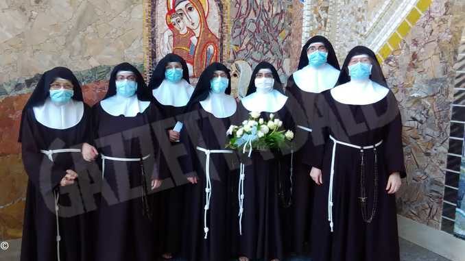 Festa di santa Chiara, il programma liturgico al monastero di Bra delle Clarisse 1
