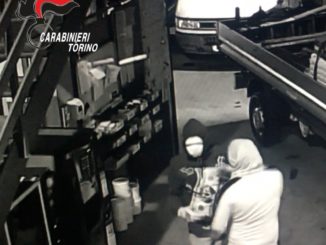 Arrestati dai Carabinieri di Torino per razzie ai danni di magazzini. Colpito anche il Cuneese