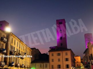 A ottobre torri di Alba in rosa per la ricerca Airc sul tumore al seno 1