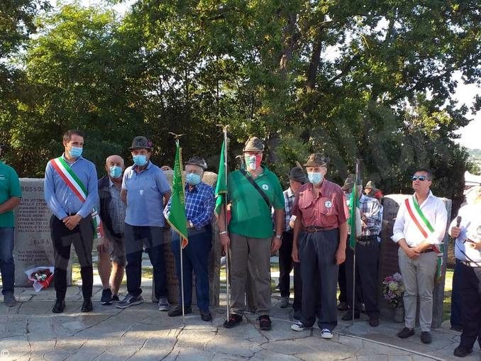 Montà: alpini, amministratori e molti cittadini alla giornata della croce luminosa 1