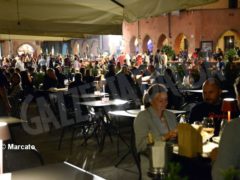 La cena medievale in piazza Duomo per gli Igers 35