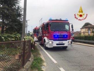 Fiamme in una cantina di via Guarene ad Alba: intervento dei pompieri