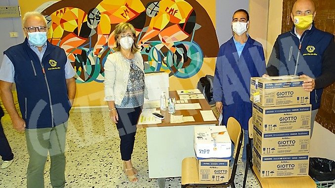 lions_media_3 Consegnati materiali didattici in due Istituti comprensivi braidesi offerti dal Lions Club Bra Host