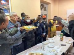 Festa a sorpresa per gli 83 anni di don Gigi Alessandria 5