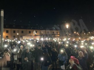 Centinaia di persone hanno manifestato a Cuneo contro il green pass 1