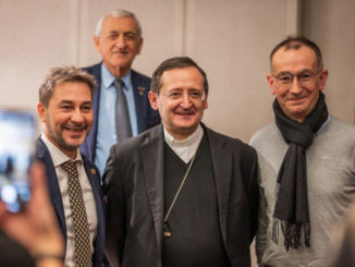 Gran pubblico alla presentazione del libro: &ldquo;Omicidio in vescovado&rdquo; di Gian Maria Aliberti