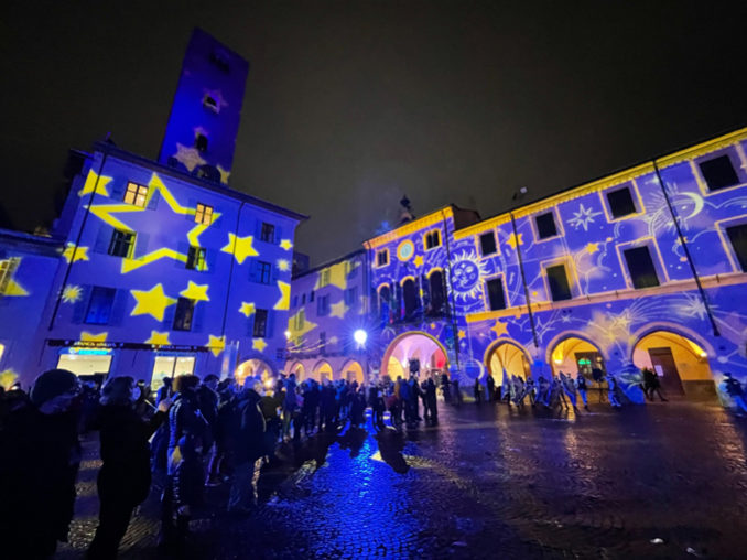 Alba: accese le luci dell’albero di Natale dono della famiglia Ferrero in occasione della Festa dell’Immacolata e della prima giornata delle Notti della Natività 1