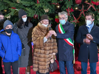Alba: accese le luci dell’albero di Natale dono della famiglia Ferrero in occasione della Festa dell’Immacolata e della prima giornata delle Notti della Natività 5