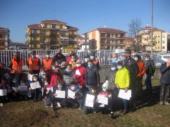 Carabinieri forestali e scuole hanno piantato 32 alberi 6