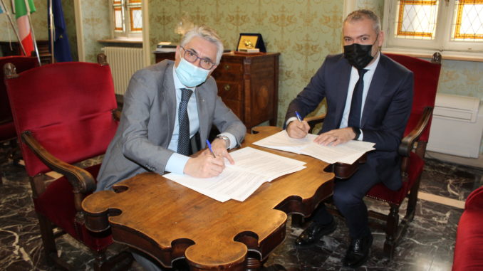 Alba: firmato il contratto di affidamento del servizio di tesoreria comunale a Intesa Sanpaolo