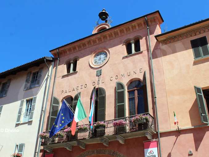 Palazzo_comunale_Piazza_Risorgimento_07_2020_GDivino_2