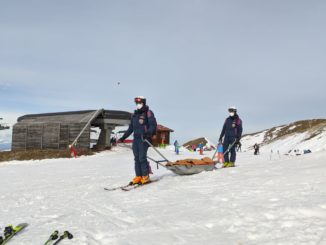Cade sulla pista da sci nella conca di Prato Nevoso: soccorso dalla Polizia