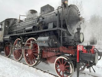 Treno storico, sotto la neve, verso Ceva, Nucetto e Ormea